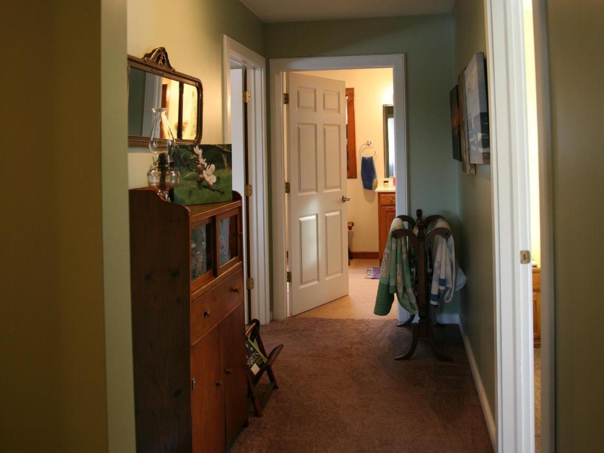 Sweetfern Inn (Adults Only) Clare Exterior foto